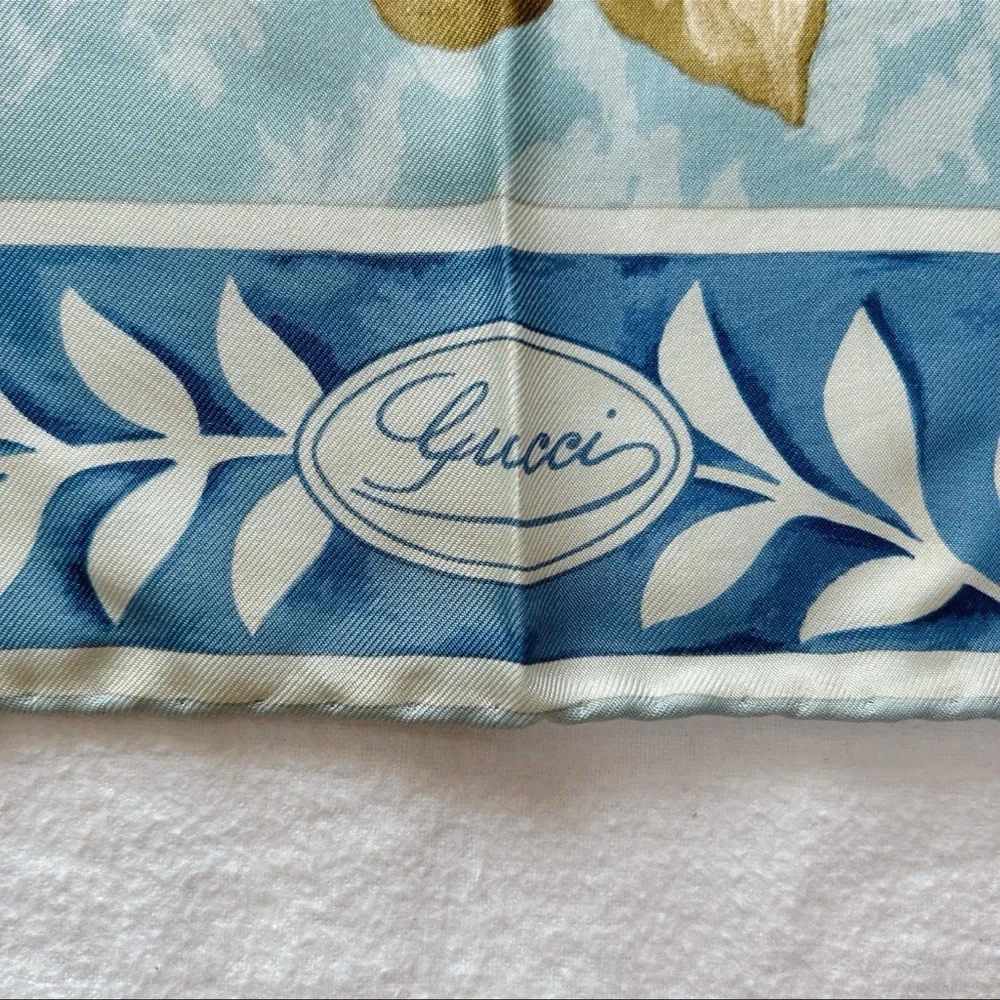 Gucci authentic scarf